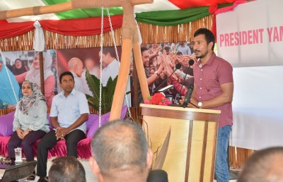 އޮފީސް ހަރަދު ކަނޑާލާ ބިލުގެ ބަހުސްގައި ފަލާހުގެ ބަހުގެ ހަމަލާތައް ޔާމީނަށް