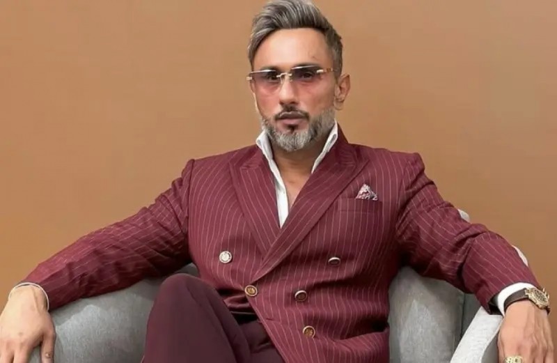 ހަނީ ސިންގް މަސްތުން ދުރުވާން 8 އަހަރު ނެގި، ''އަވަހަށް ދުރުވޭ''