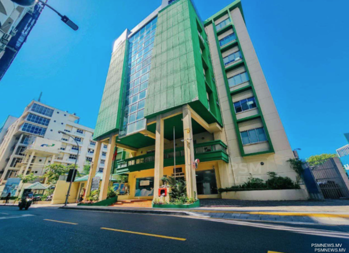 ރާއްޖޭގެ މާލީ ހާލަތު ހަމަމަގަށް، ސަރުކާރުގެ ފިޔަވަޅުތައް ބޭރުގެ އިދާރާތަކުން ބަލައިގެންފި