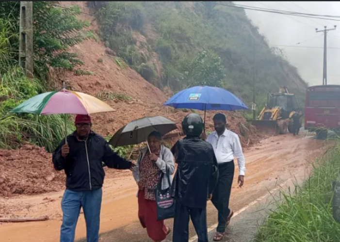 ލަންކާ ވިއްސާރަ: ނުވަރަލިޔާއިން ޚަބަރު ނުވެގެން ހޯދި ދިވެހި އާއިލާ ތިބީ ސަލާމަތުން