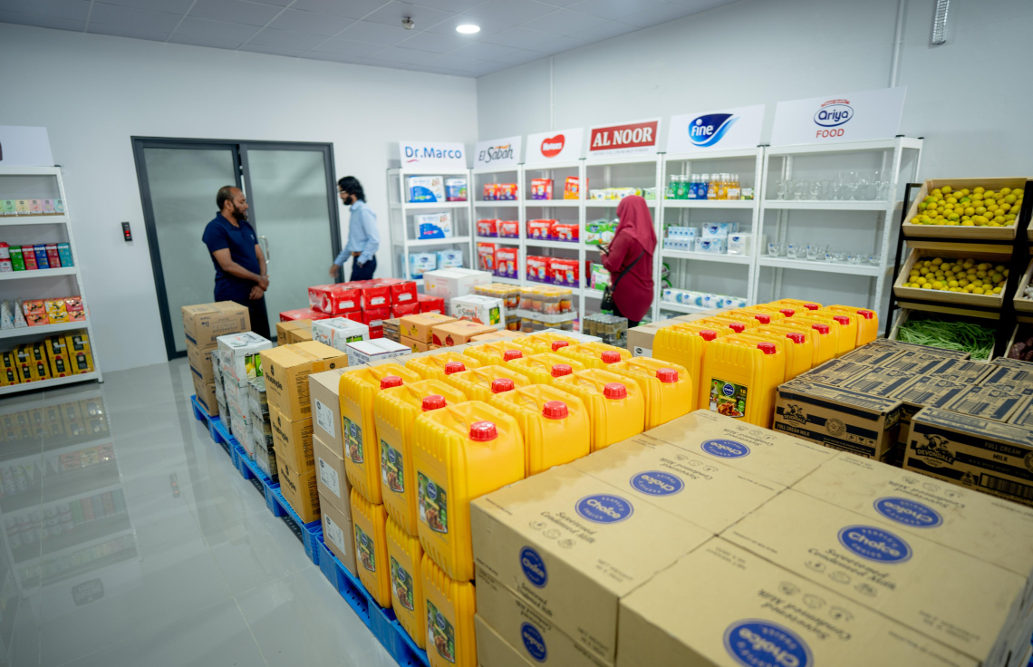 އަސާސީ ކާބޯތަކެތި ވިއްކަން އެސްޓީއޯގެ ހޯލްސޭލް ސެންޓަރެއް މާލޭގެ ބާޒާރުމަތީގައި ހުޅުވައިފި