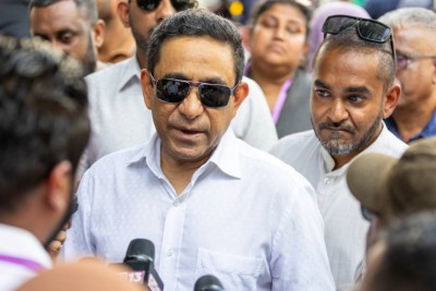 އޭސީސީން ރައީސް މުއިއްޒުގެ މައްސަލަތައް ނުބަލަނީ ''ފިޝް އެންޑް ޗިޕްސް'' ދޭތީ: ޔާމީން