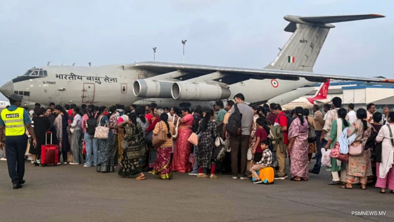 ސްރީ ލަންކާގައި ތާށިވެފައި ތިބި އިންޑިޔާގެ 300އަށްވުރެ ގިނަ މީހުން ސަލާމަތްކޮށްފި