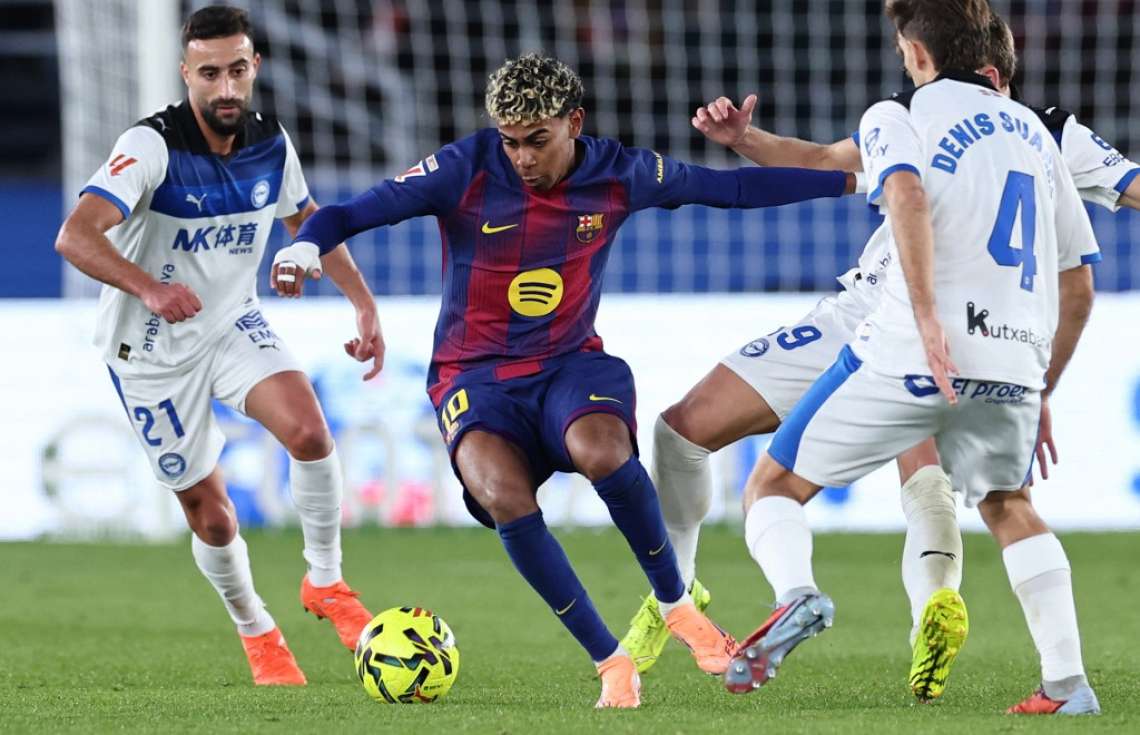 ޔަމާލް ފުރަތަމަ ފަހަރަށް ކޭމްޕް ނޫގައި ލަނޑު ޖަހައިފި