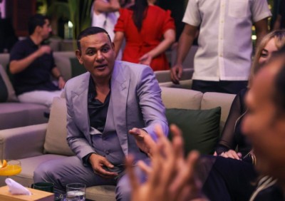 ފަތުރުވެރިކަމުގެ ހުރިހާ ވިޔަފާރިތަކަށް ހުޅުވާލައި، "ސަން ޓްރެވަލްސް" ރީބްރޭންޑުކޮށްފި