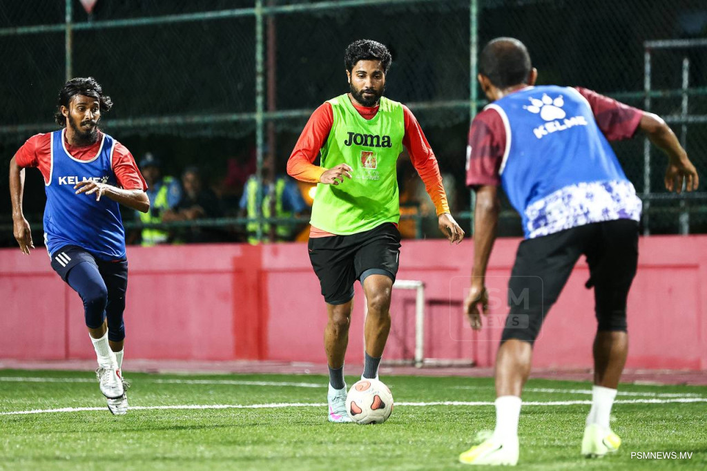 މުބާރާތުގެ ކުރިން އިންޑޯގައި ފަރިތަކުރާނެ: ހެޑް ކޯޗު ފާރޫކް