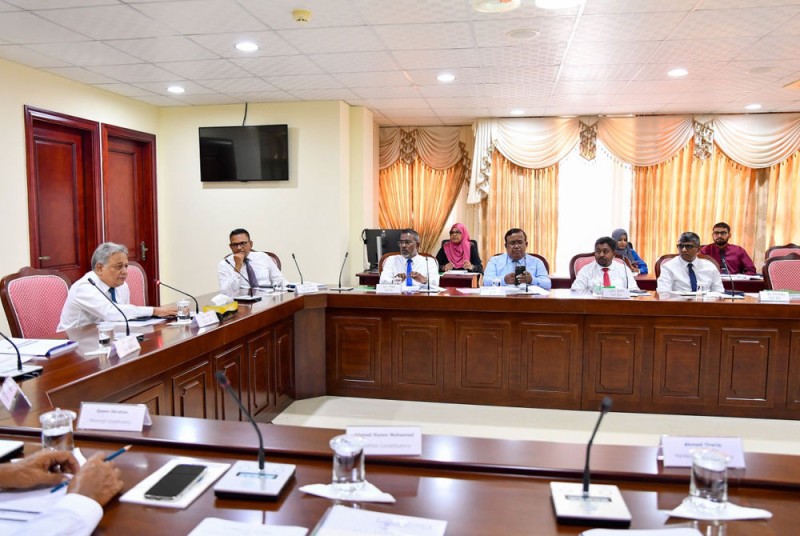 ސަރުކާރުގެ ފުލް ކޮންޓްރޯލް އޮތް މީހަކު ސީޕީއަށް ގެނައުމަށް 241 ކޮމެޓީން ދަނީ މަސައްކަތް ކުރަމުން: މެންބަރު މީކާއީލް