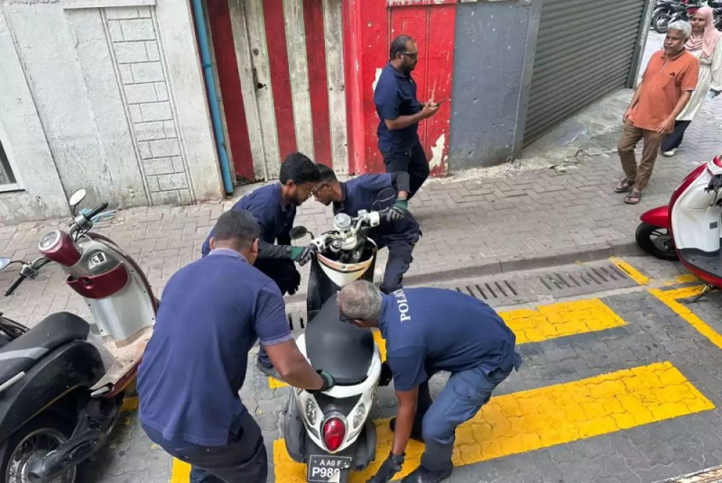 ގަވާއިދާ ހިލާފަށް ޕާކު ކުރާނަމަ ޓޯވ ކުރާނެ ކަމުގެ އިންޒާރު ފުލުހުން ދީފި