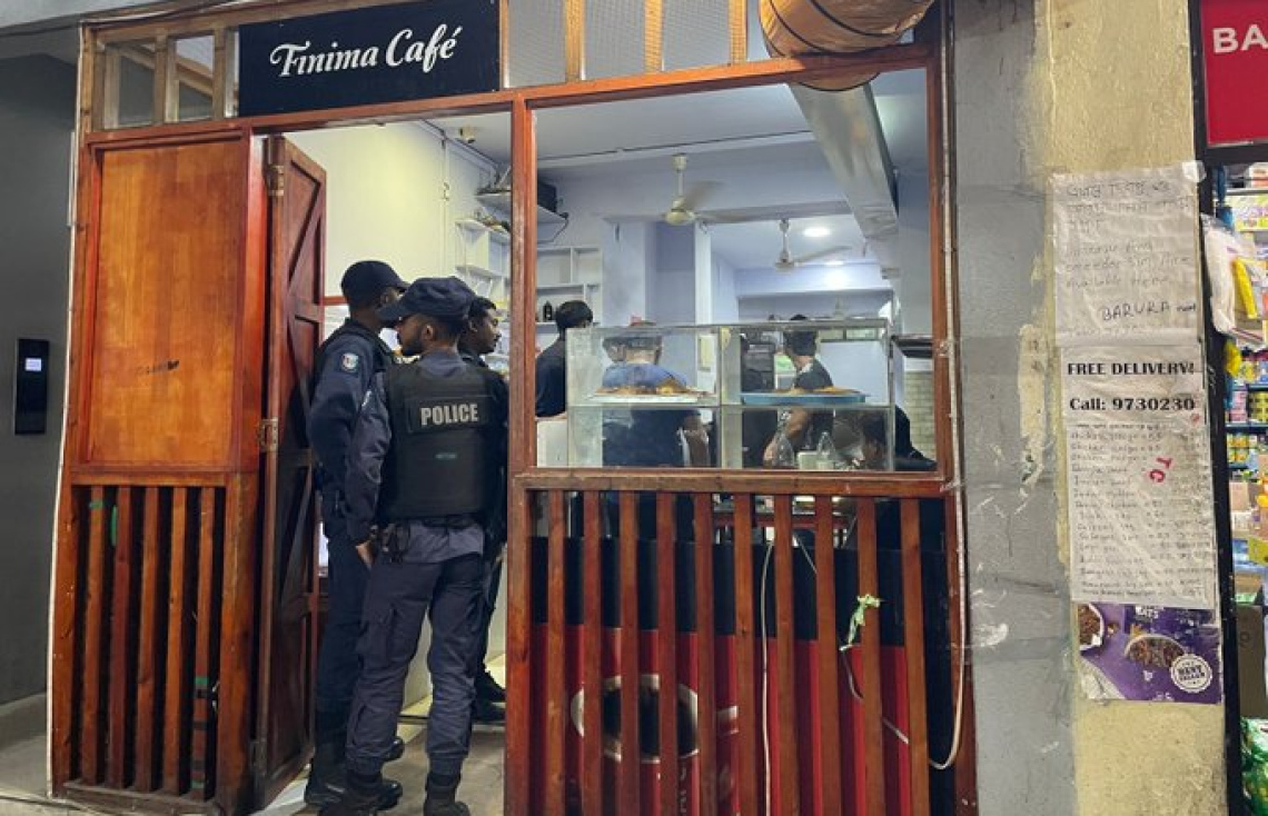 ހުއްދަ ނުނަގައި ދުންފަތުގެ ބާވަތްތައް ވިއްކާ ތަނެއް ބަންދުކޮށްފި