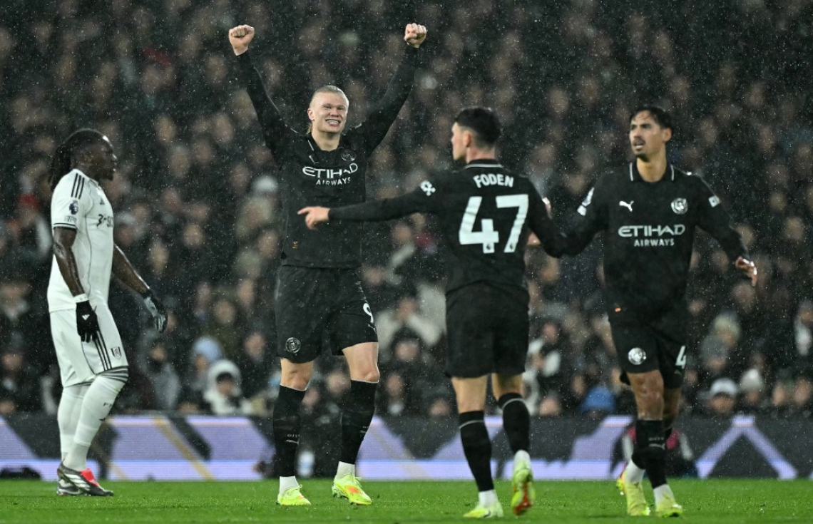 އެންމެ އަވަހަށް ޕްރިމިއާ ލީގުގައި 100 ލަނޑު ހަމަކުރި ކުޅުންތެރިއަކަށް ހާލަންޑް