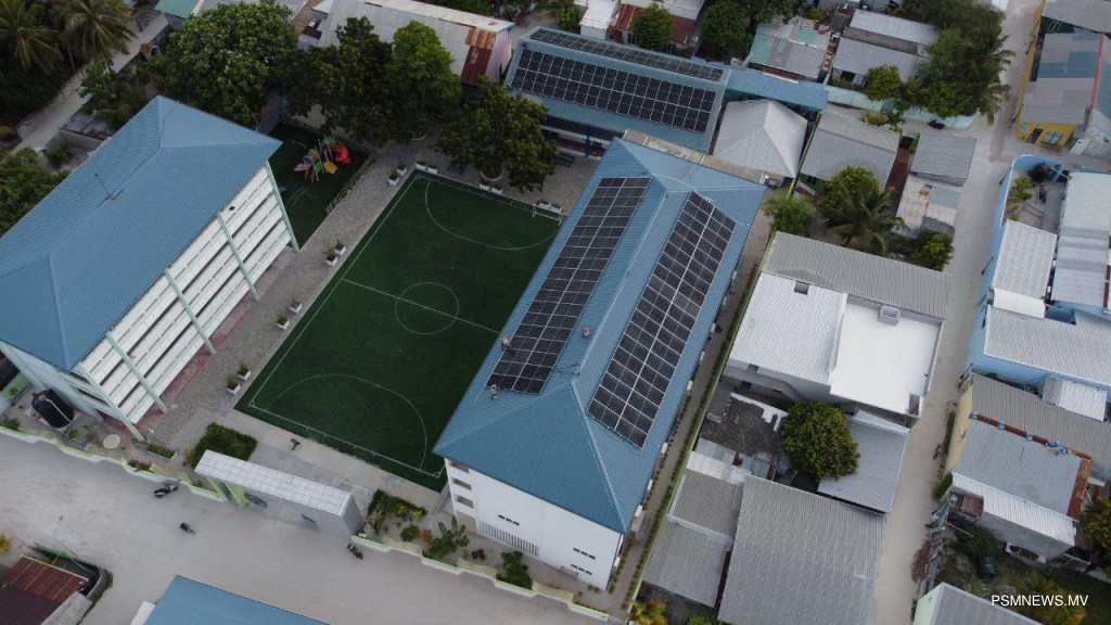 ރ. މަޑުއްވަރީގައި 400 ކިލޯވޮޓްޕީކްގެ ސޯލާ ޕީވީ ހައިބްރިޑް ނިޒާމެއް ބަހައްޓަނީ