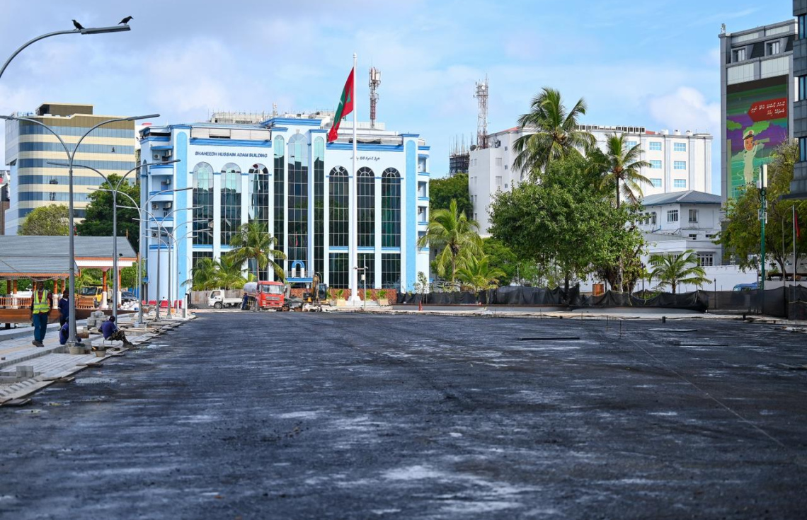 ބޭރުމަގުގެ ފުރަތަމަ ބައި ނިންމައި ހަފްތާއެއް ތެރޭ ހުޅުވަނީ