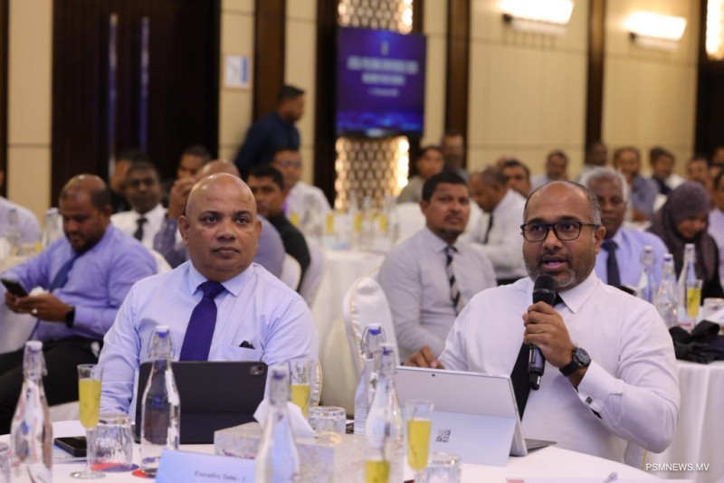 ނަތީޖާ ނުނެރެވޭނަމަ ފުލުހުންގެ ޚިދުމަތުން ޖާގައެއް ނޯންނާނެ: ވަޒީރު އިޙްސާން