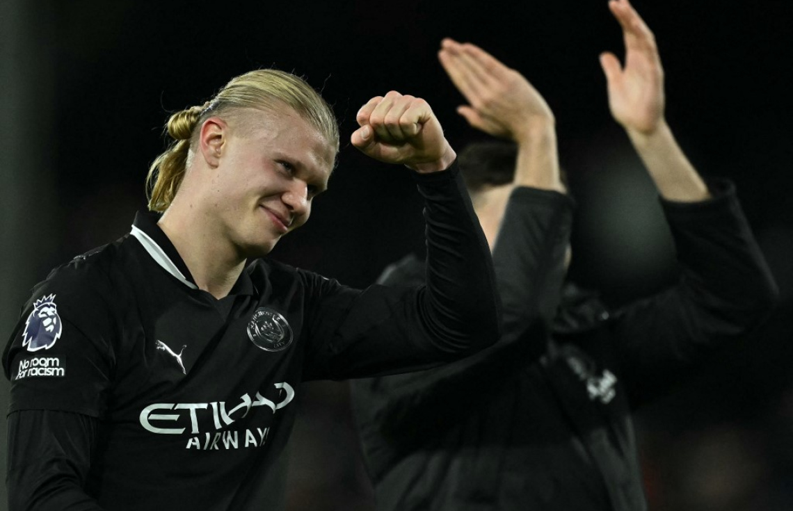 އެންމެ އަވަހަށް ޕްރިމިއާ ލީގުގައި 100 ލަނޑު ހަމަކުރި ކުޅުންތެރިއަކަށް ހާލަންޑް