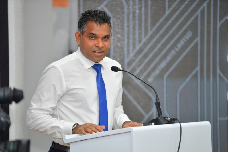 ކުރީގެ ރައީސުންގެ އޮފީސް ޚަރަދު އުނިކޮށް، ނައިބުންނަށް ޢިނާޔަތްދޭ ބިލު ތަޞްދީޤުކުރައްވައިފި