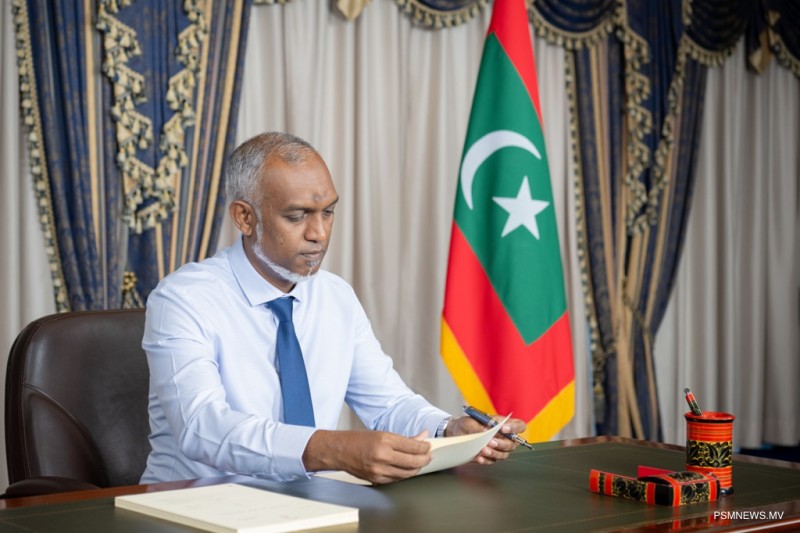 ކުރީގެ ރައީސުންގެ އޮފީސް ޚަރަދު އުނިކޮށް، ކުރީގެ ނައިބު ރައީސުންނަށް ޢިނާޔަތް ދޭ ބިލު ރައީސް ތަޞްދީޤުކުރައްވައިފި