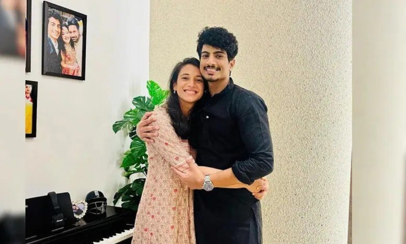 ސްމިރްތީއާއި ޕަލާޝްގެ ފަސްކުރި ކައިވެނި އެންމެ ފަހުން ކެންސަލް، ގުޅުން ވެސް ނިމިއްޖެ