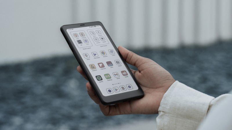 ދުނިޔޭގެ ފުރަތަމަ އެންޑްރޮއިޑް ކުލަ އީ-ރީޑާ ނެރެފި