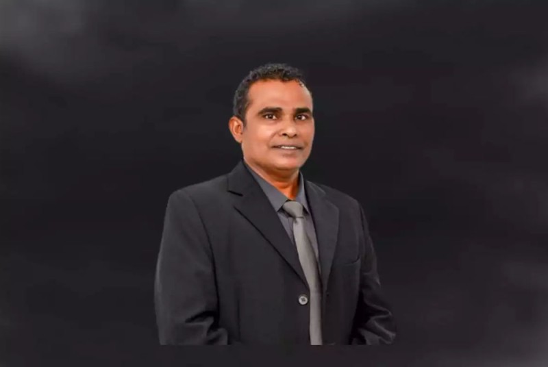 ފައިސާ ޗާޕުކުރަން އުޅޭ މައްސަލައިގައި ޕެންޝަން ބޯޑަށް މި ސަރުކާރުން އައްޔަނު ކޮށްފައި ހުރި މެންބަރަކު އިސްތިއުފާ ދީފި