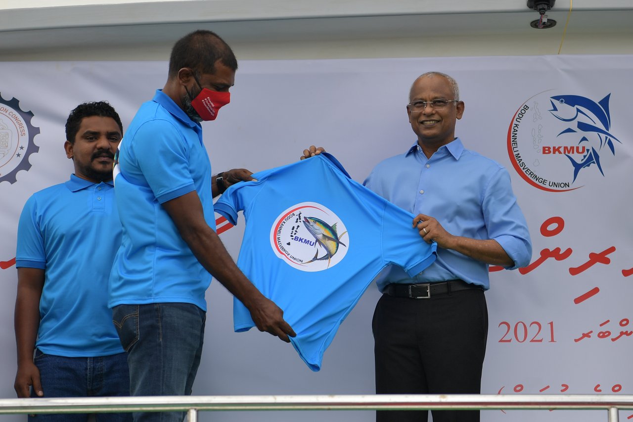 މަސްވެރިކަމަށް ކުރީ ސަރުކާރުން ފެށި މަޝްރޫއުތައް ނިންމަން ޖެހޭ: ސޯލިހު