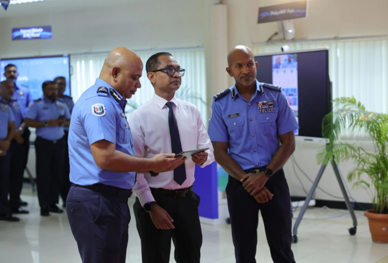 މައްސަލަތަކުގެ އާދަހަމަ ހޯދަން، ސީދާ ތަހުގީގު އޮފިސަރާ މުއާމަލާތު ކުރެވޭނެ ނިޒާމެއް ޕޮލިސް އެޕަށް