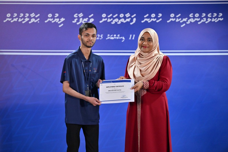 ނުކުޅެދުންތެރިކަން ހުންނަ 30 މީހުންނަށް ސްޓެލްކޯއިން ވަޒީފާ ދީފި