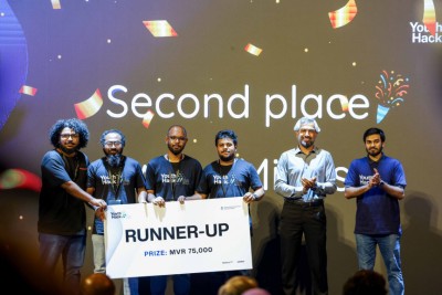 ޔޫތު ހެކަތޯން ނިންމާލައި، ވަނަވަނައަށް އިނާމު ދީފި