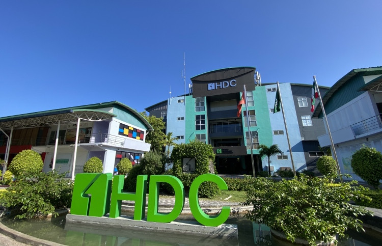 ނިމިދިޔަ އަހަރު 109 މިލިއަން ރުފިޔާގެ ގެއްލުމުގައި ނިންމާލި، އެޗްޑީސީ ގެ މުވައްޒަފުންނަށް 18600 ރުފިޔާ ގެ އަހަރީ ބޯނަސް