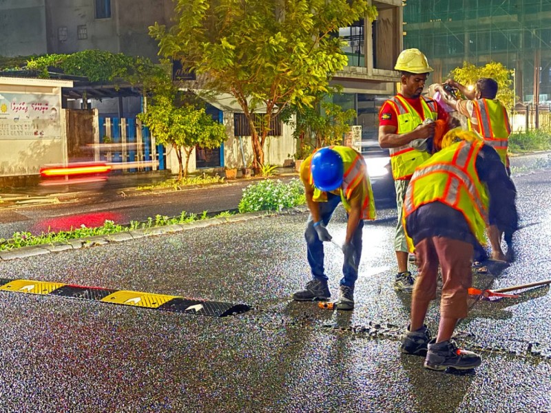 ފާޑުކިޔުން ބޮޑުވި، ސްޕީޑު ބްރޭކަރުތައް އެންމެ ފަހުން ނަގަން ފަށައިފި