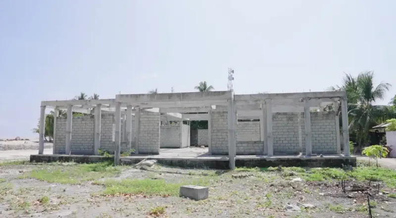 ކުރީ ސަރުކާރުން އަޅަން ފެށި ފީއަލީގެ މެޖިސްޓްރޭޓް ކޯޓު، ވެރިކަން ބަދަލުވުމުން ހުއްޓުނު ގޮތަށް ވީރާނާވެ ދަނީ