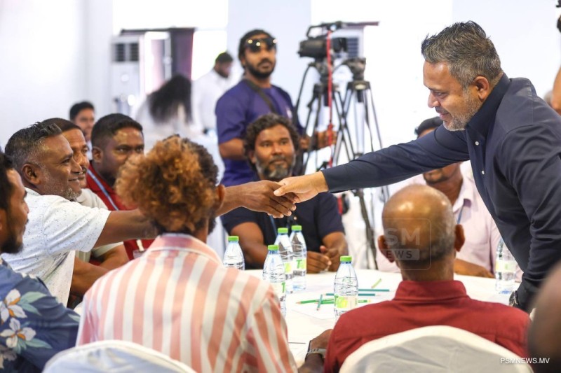 ފޮޓޯ: މަސްވެރިންގެ ދުވަސް: ރ. ދުވާފަރުގައި ބޭއްވި މަސްވެރިންގެ ގުންޒަރު