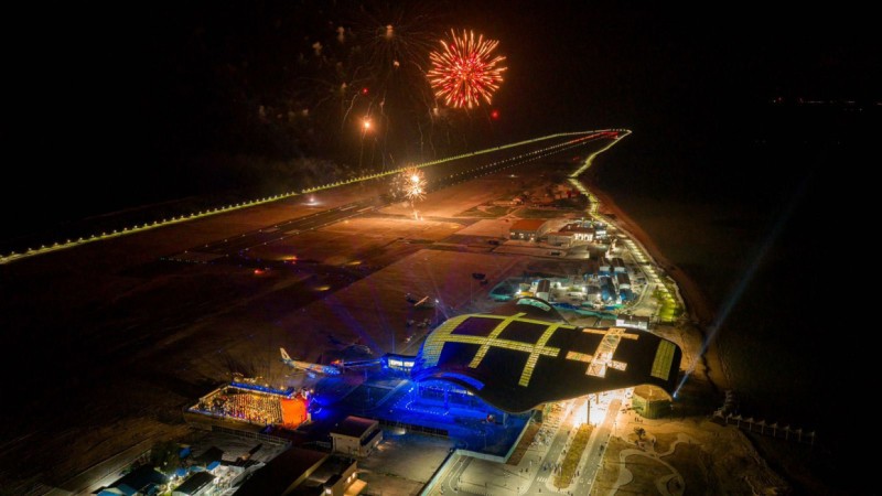 ބޮޑު ޚަރަދެއް ކުރި، ހަނިމާދޫ އެއާޕޯޓަށް ބައިނަލްއަގުވާމީ ފްލައިޓުތައް ފަށާނެ ސީދާ ތާރީޚެއް ނޭނގޭ