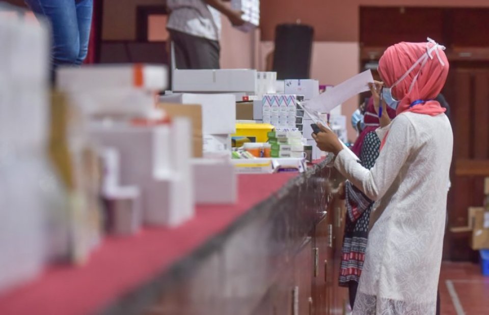 ތައިލެންްޑުގައި އުފައްދާ 3 ބޭހެއްގައި ނުރައްކާތެރި ކެމިކަލް