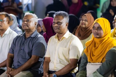 އާދަމް އާޒިމް ހޮވަންޖެހެނީ، ޕާޓީން މަގާމު ދިނީމައި، ބޮލާލާޖަހައި، ނުދާނެތީ: ޝަރީފު