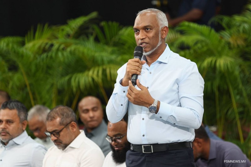 ހިޔާ ފްލެޓްގެ މެއިންޓަނަންސަށް ދައްކަންޖެހޭ 2 ލައްކަ ރުފިޔާ އުނިކޮށްދޭނަން: ރައީސް