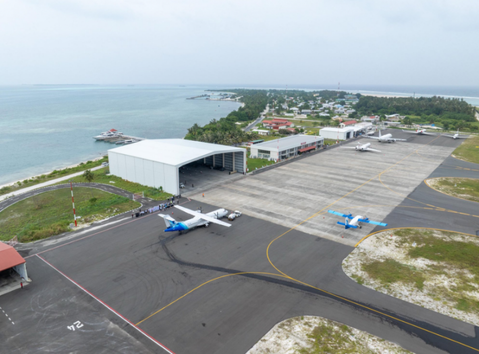 މާފަރު އެއާޕޯޓުގެ އާ އޭޕްރަން ހުޅުވުއިރު އާ ޓާމިނަލްގެ މަސައްކަތް ކުރިއަށް