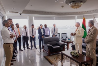 ސަން ސިޔާމް ގްރޫޕުގެ ފަރާތުން 3 ލައްކަ ޑޮލަރުގެ އެހީ ލަންކާއަށް ދީފި