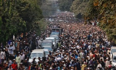 ބަންގްލަދޭޝް މުޒާހަރާތަކުގެ ލީޑަރު، ހާދީގެ ޖަނާޒާ: އެތައް ހާސް ބަޔަކު އެއްވެ ހިތާމަ ފާޅުކޮށްފި