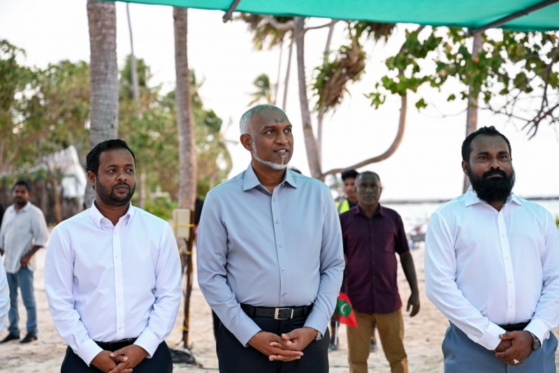 ރަށްރަށުގައި 4،100 ހައުސިން ޔުނިޓު އަޅައިދޭނެ ބަޔަކު ހޯދަން ކުރި އިއުލާންތައް ބާތިލުކޮށްފި