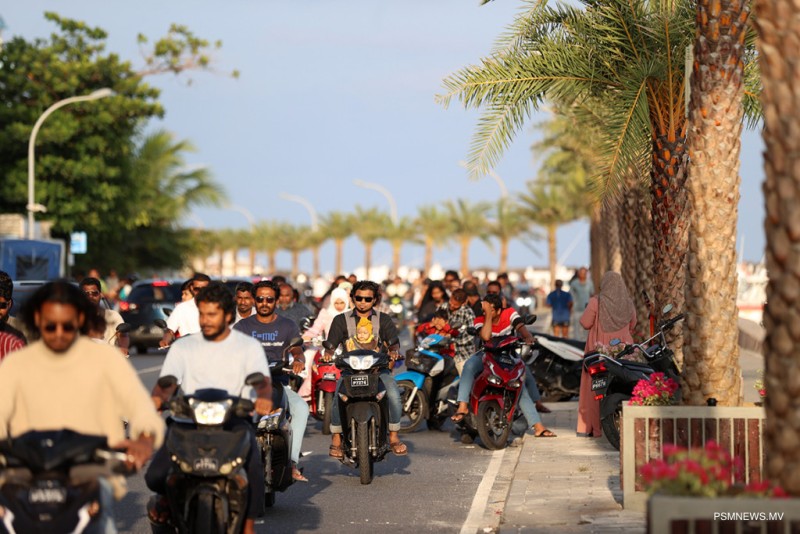 "ޓުރެފިކް ޤަވާޢިދުތަކާއި އުޞޫލުތަކަށް ޢަމަލުކުރުމަކީ ވާޖިބެއް"