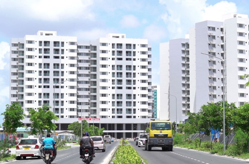 އެއް ކޮޓަރީގެ ފްލެޓް ދޫކޮށްލުމުން ތިން ކޮޓަރީގެ ފްލެޓަށް ކުރިމަތިލެވޭ ގޮތައް ހަދައިފި