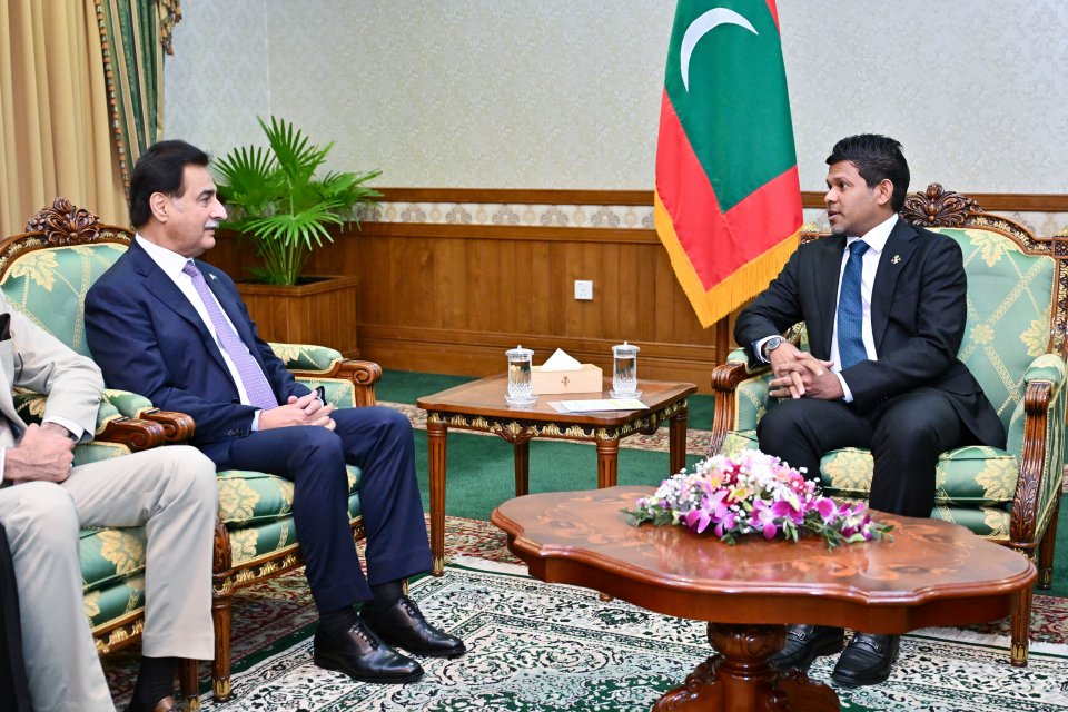 ނައިބު ރައީސް، ޕާކިސްތާނުގެ ޤާނޫނު ހަދާ މަޖިލީހުގެ ރައީސް އާ ބައްދަލުކުރައްވައިފި