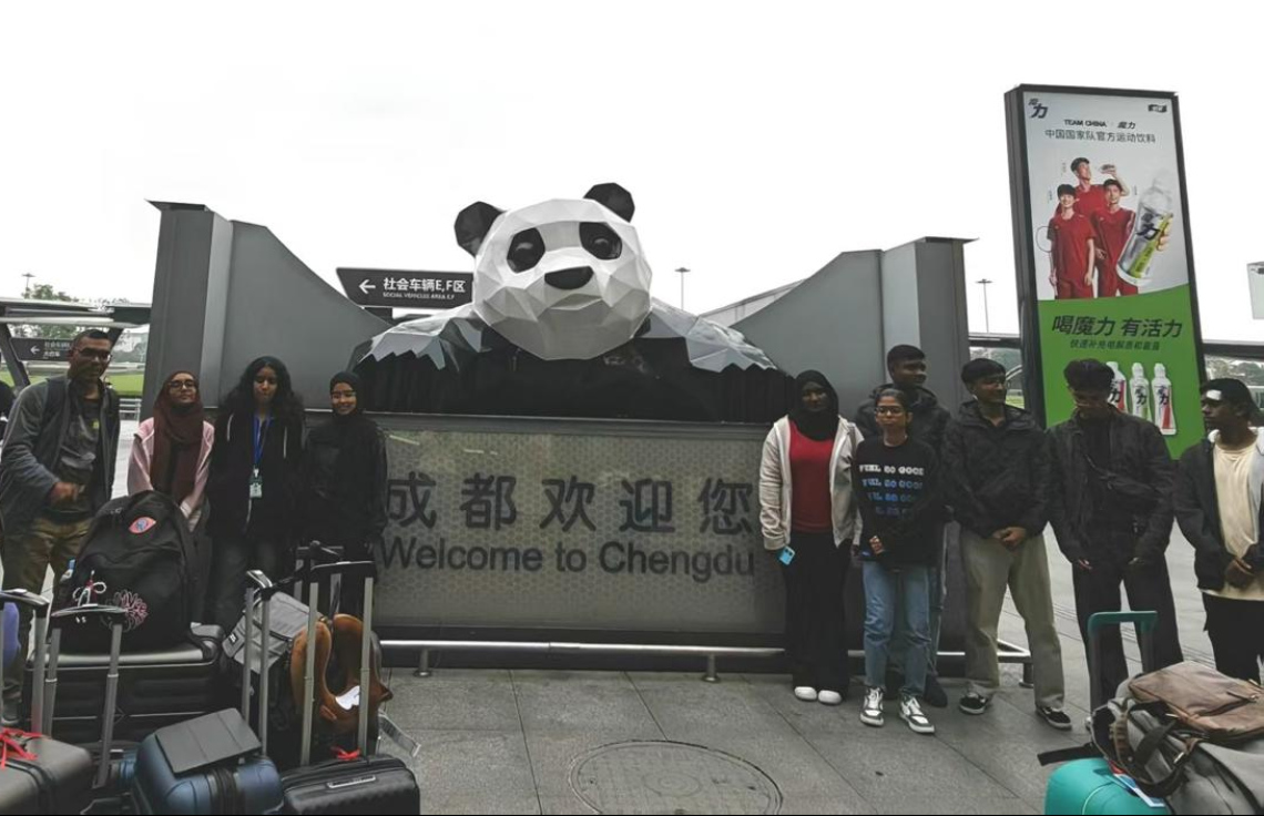 ޗެންގްޑޫ އިން އެކަނި ވެސް ފެނުނީ ޗައިނާގެ ވަރުގަދަކަން