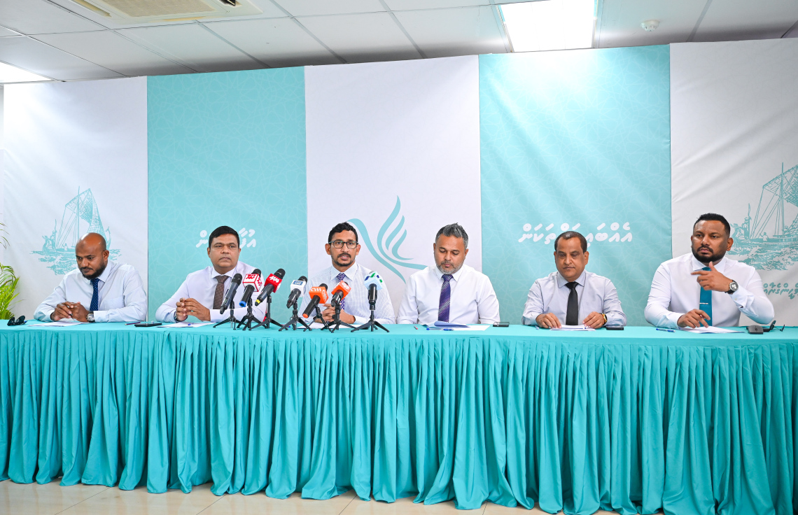 ޕީއެންސީގެ ޕްރައިމަރީގައި 300 މީހުން، އިންތިހާބާ ބެހޭ ޝަކުވާއަށް ހުޅުވާލައިފި