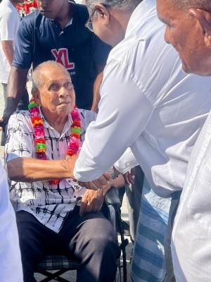 ތުޅާދޫއަށް އީދެއް؛ 400 އަހަރުވީ އެކުވެރިކަން ފާހަގަކުރަން މީދޫ މީހުން ތުޅާދޫއަށް