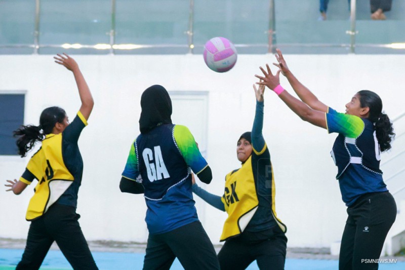 އޮފީސް މުބާރާތުގެ ޗެމްޕިއަންކަން އިމިގްރޭޝަނަށް