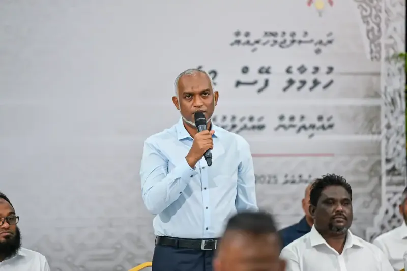 ރައީސް މުއިއްޒުގެ މަކަރުވެރިކަން ރައްޔިތުންނަށް މިހާރު ސާފުވެ އެނގެން ޖެހޭ: މެމްބަރު މައުރޫފް