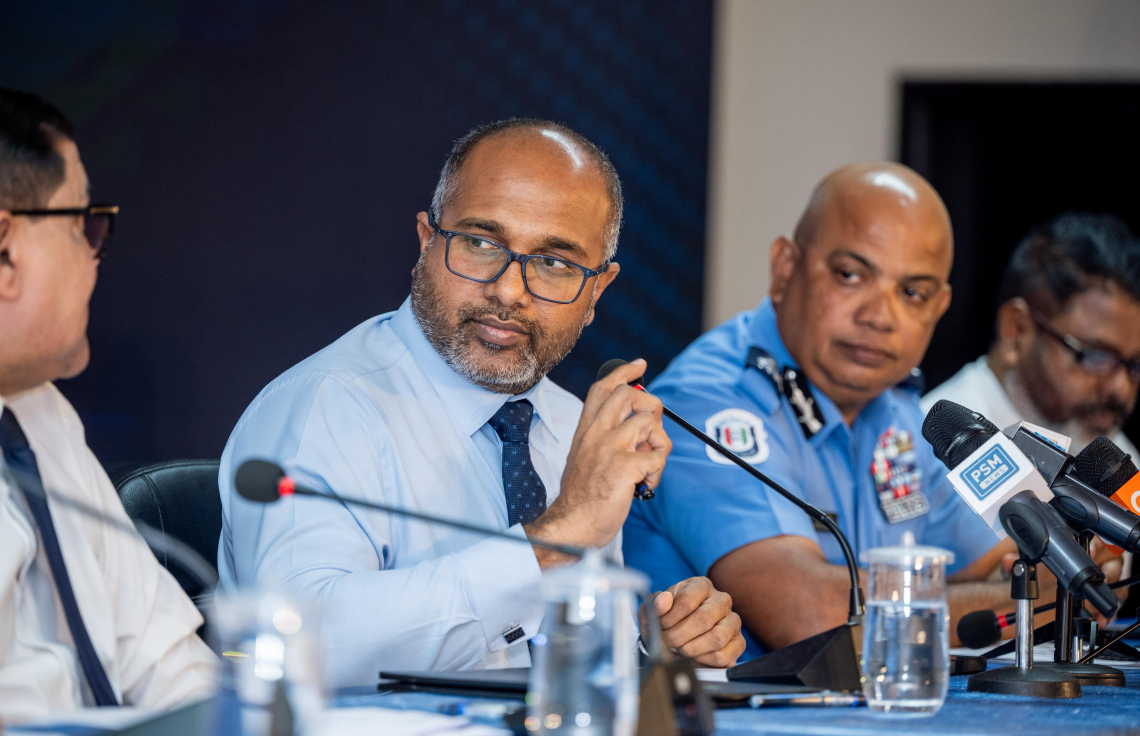 މަގާމުތައް އަދާކުރާ ރިޓަޔާޑް ފުލުހުންނަށް އިނާޔަތް ދިނުން ހުއްޓާލައިފި