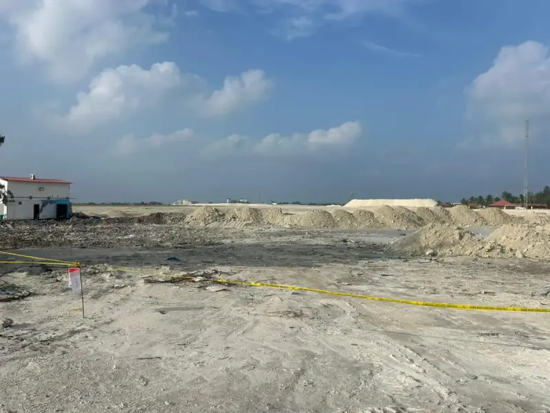 ހުޅުމާލެ ފޭސް 3 ހިއްކާ ސަރަހައްދަށް ކުނި އަޅާ މަންޒަރާއި ކުނި ފެތުރޭ މަންޒަރު ފެންނާތީ ސުވާލު ކުރުމުން ރައީސް މުއިއްޒުގެ ތިމާވެއްޓާ ބެހޭ ވަޒީރު ހުންނެވީ ހަނު!