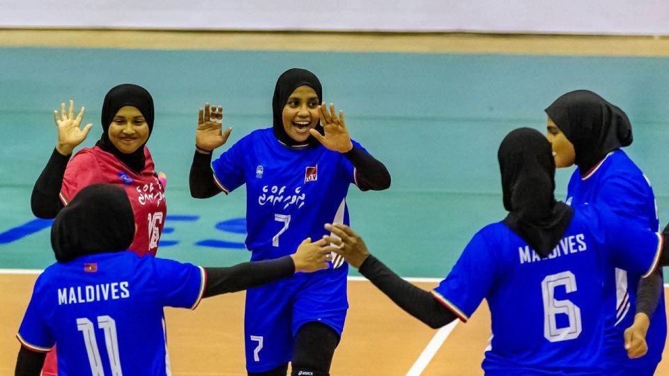 ސެމީގައި ވެސް ސީދާ ތިން ސެޓުން ބަންގްލަދޭޝް ބަލިކޮށް ރާއްޖެ ފައިނަލަށް